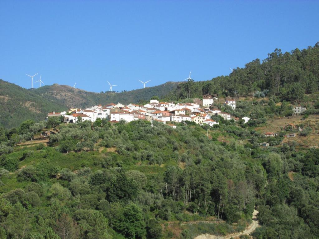 Alojamento Local De Pardieiros Avô Exterior foto